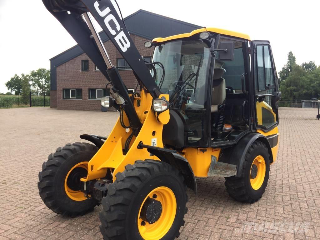 JCB 406 Kolesové nakladače
