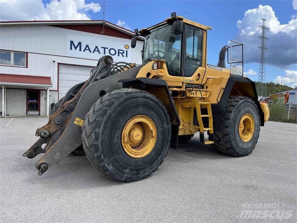 Volvo L220G Kolesové nakladače