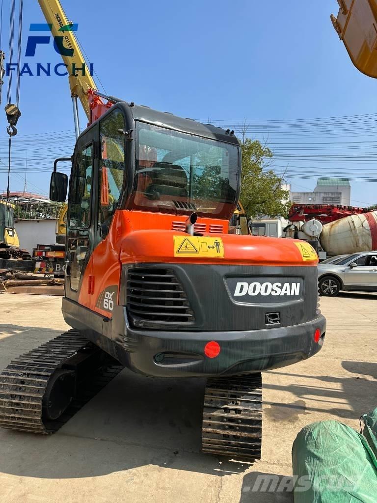 Doosan DX 60-9 C Pásové rýpadlá