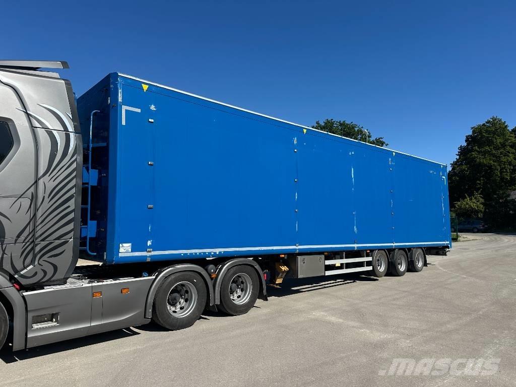 Kraker CF200 Návesy s pohyblivou podlahou