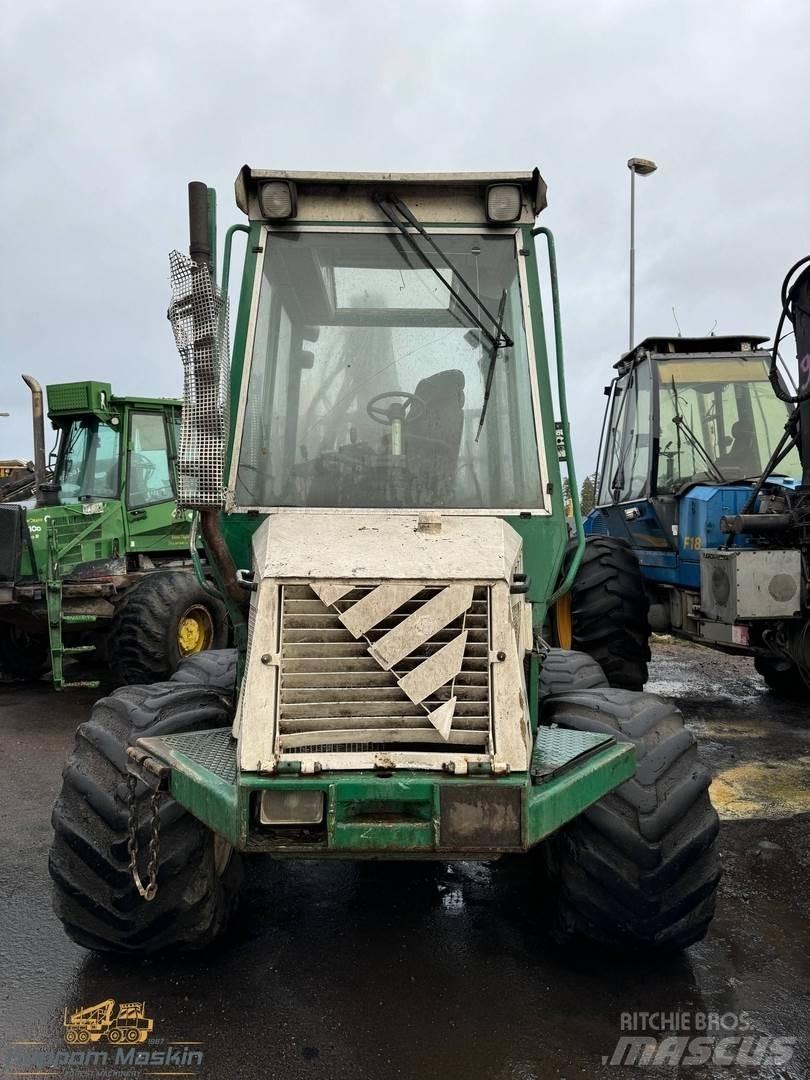 Gremo 950 Lesné traktory