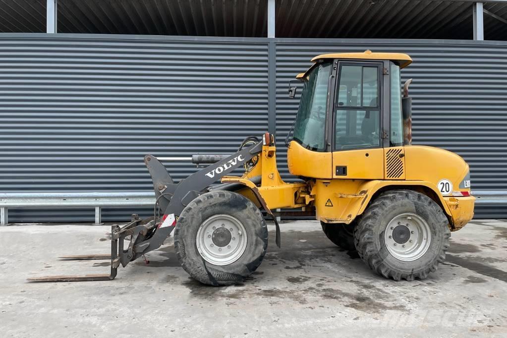 Volvo L 30 ZX Kolesové nakladače