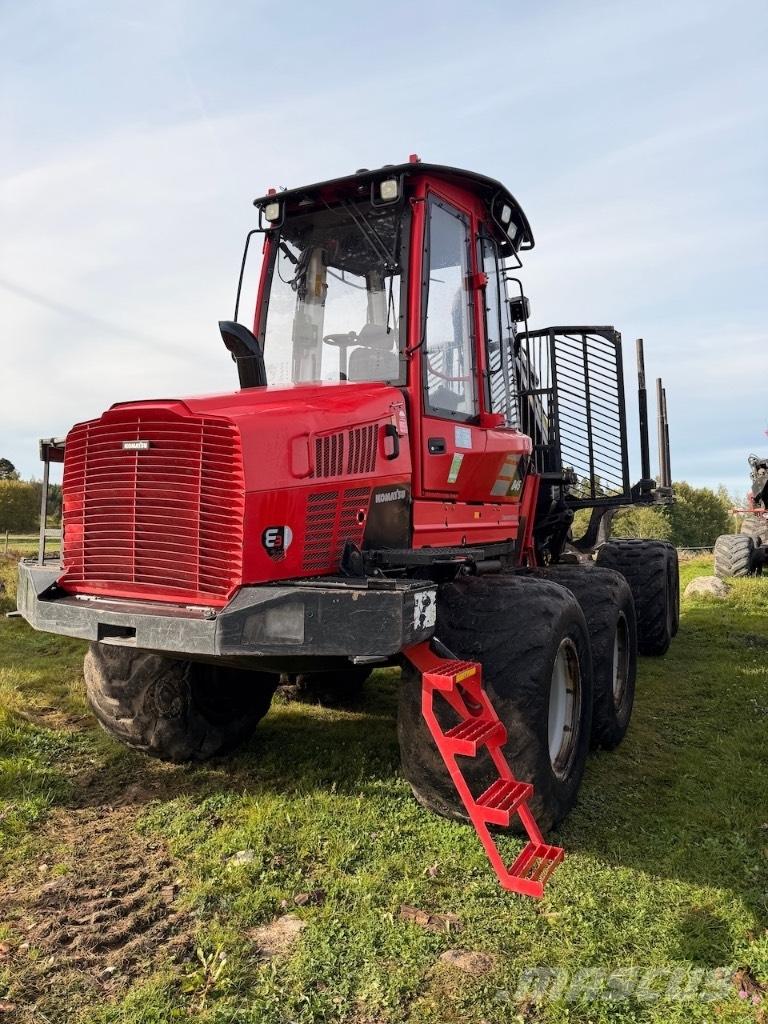 Komatsu 845 Lesné traktory