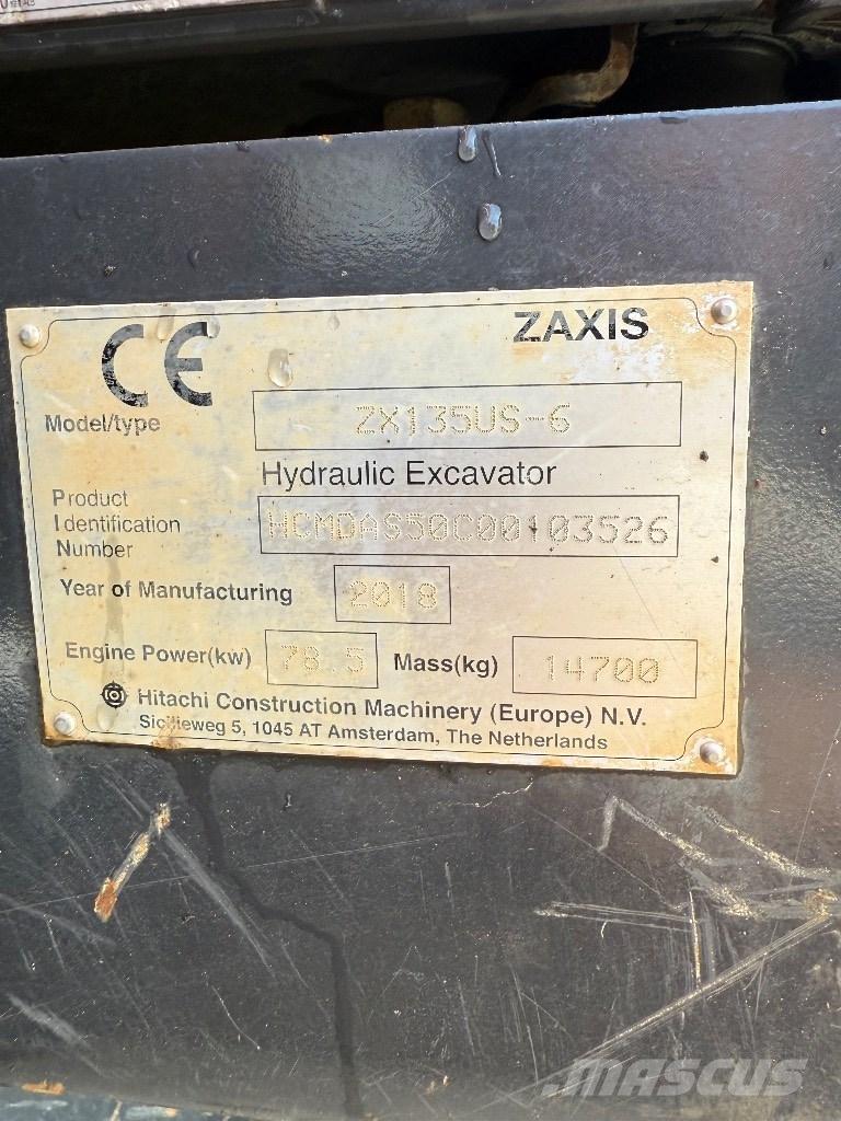 Hitachi ZX 135 US-6 Pásové rýpadlá