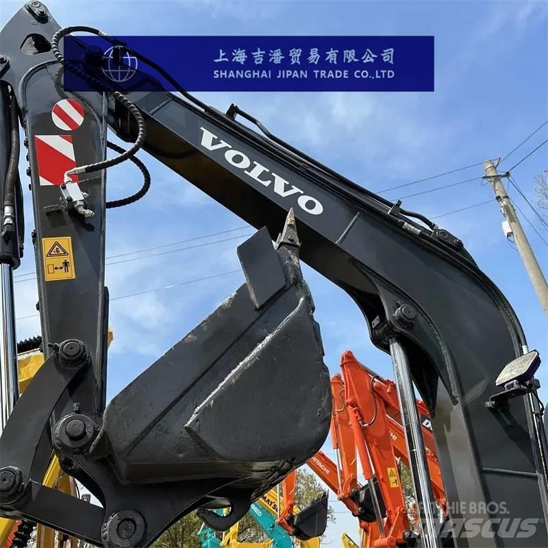 Volvo EC 60 Pásové rýpadlá