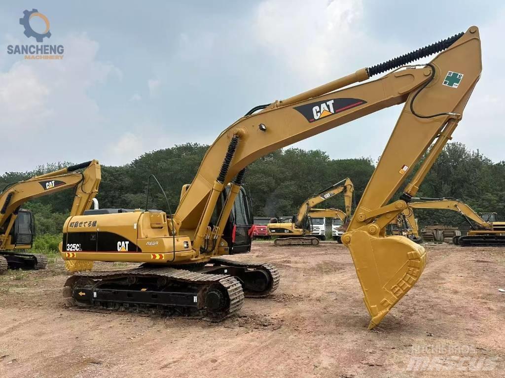 CAT 325 CL Pásové rýpadlá