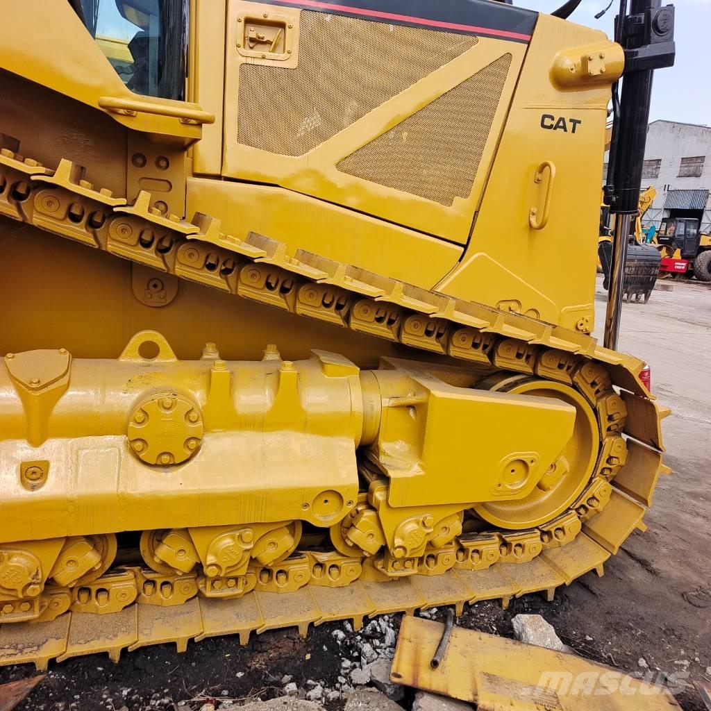 CAT D 8 T Pásové dozéry