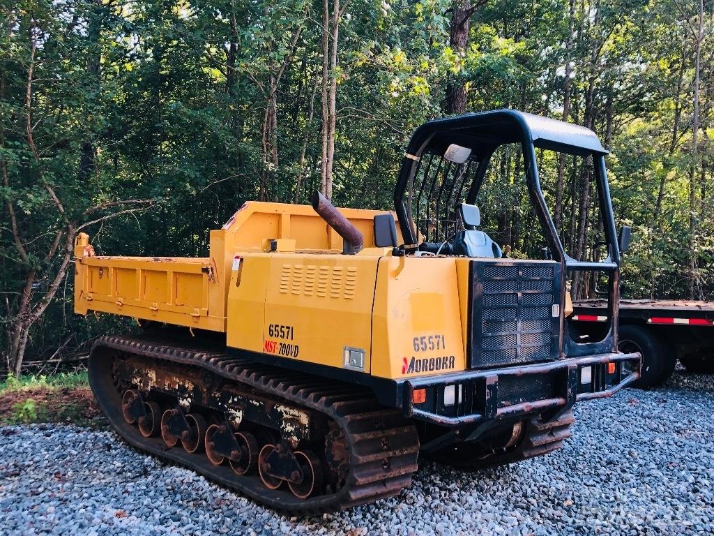 Morooka MST 700 Pásové sklápače