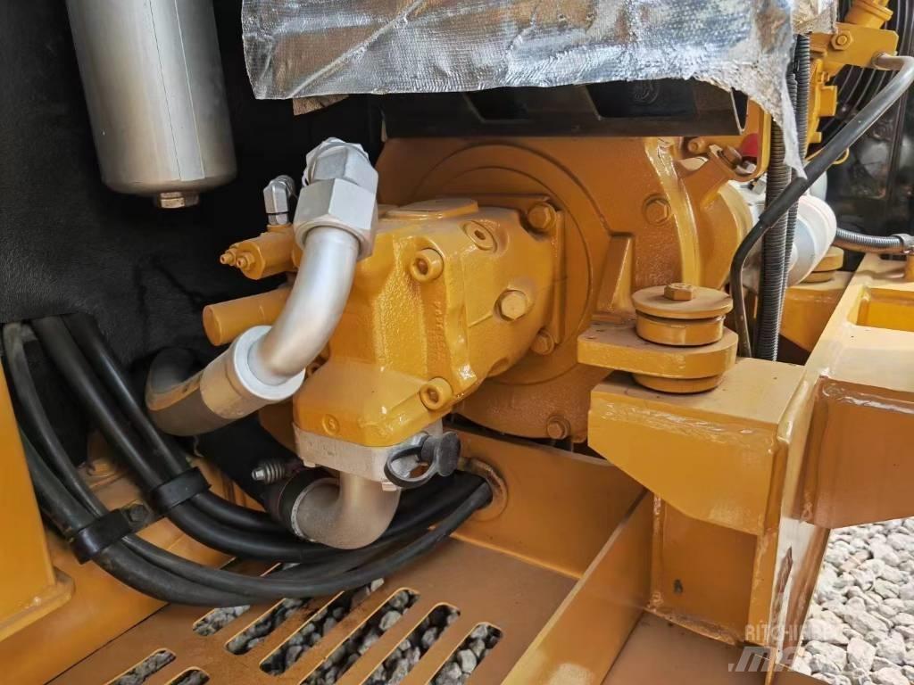 CAT 306 Mini rýpadlá < 7t