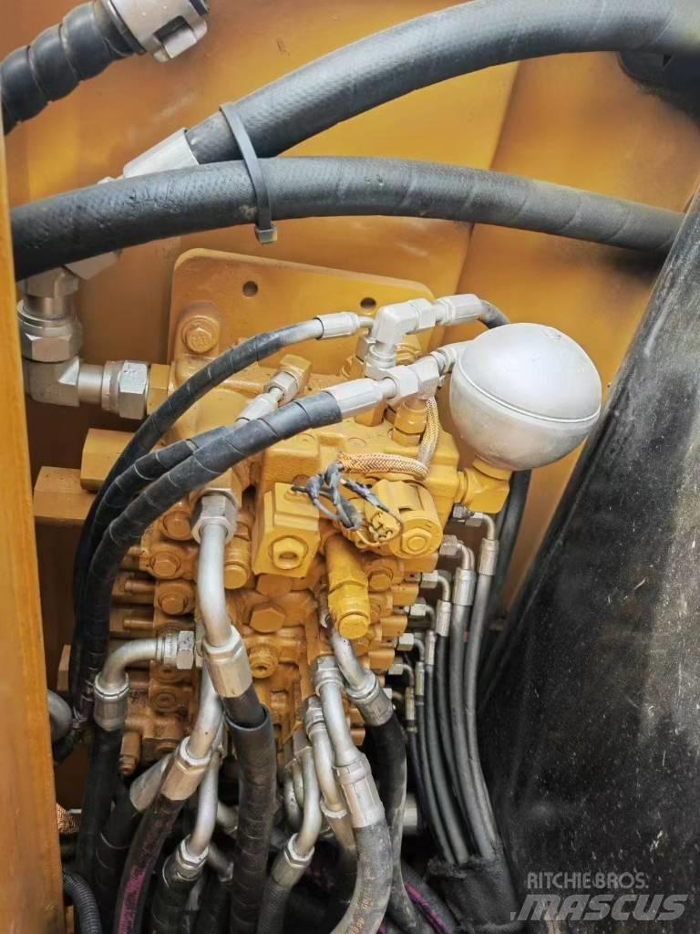 CAT 306 Mini rýpadlá < 7t