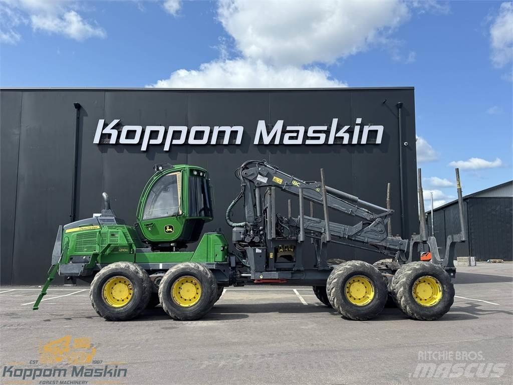 John Deere 1210G Lesné traktory