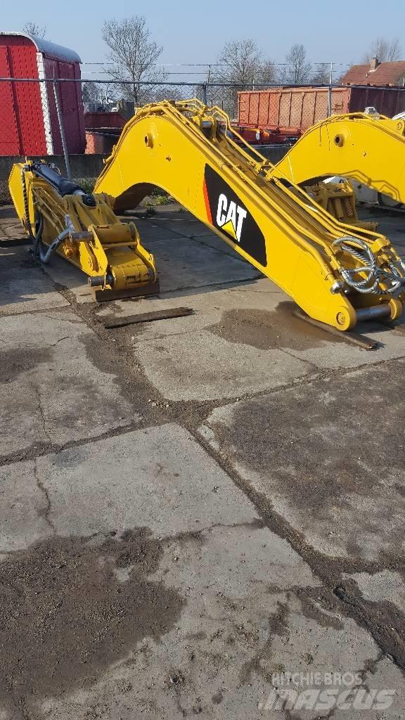 CAT 320D Arm Hĺbkové lopaty