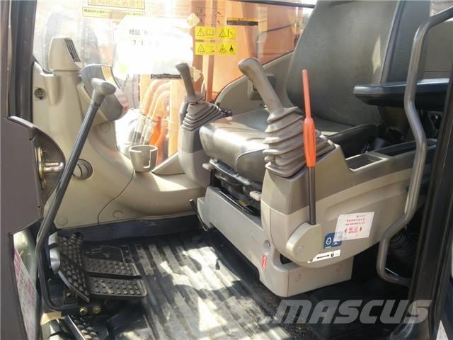 Hitachi ZX 200 Pásové rýpadlá