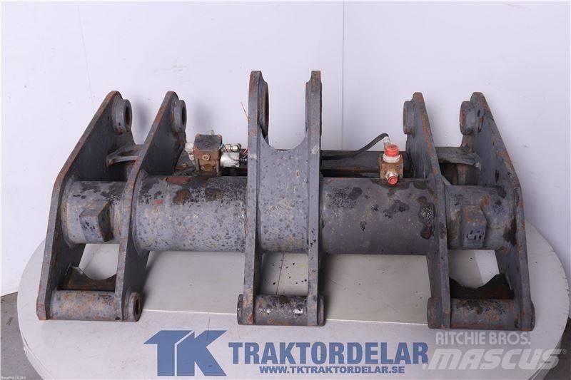 CAT 966 Rýchlospojky