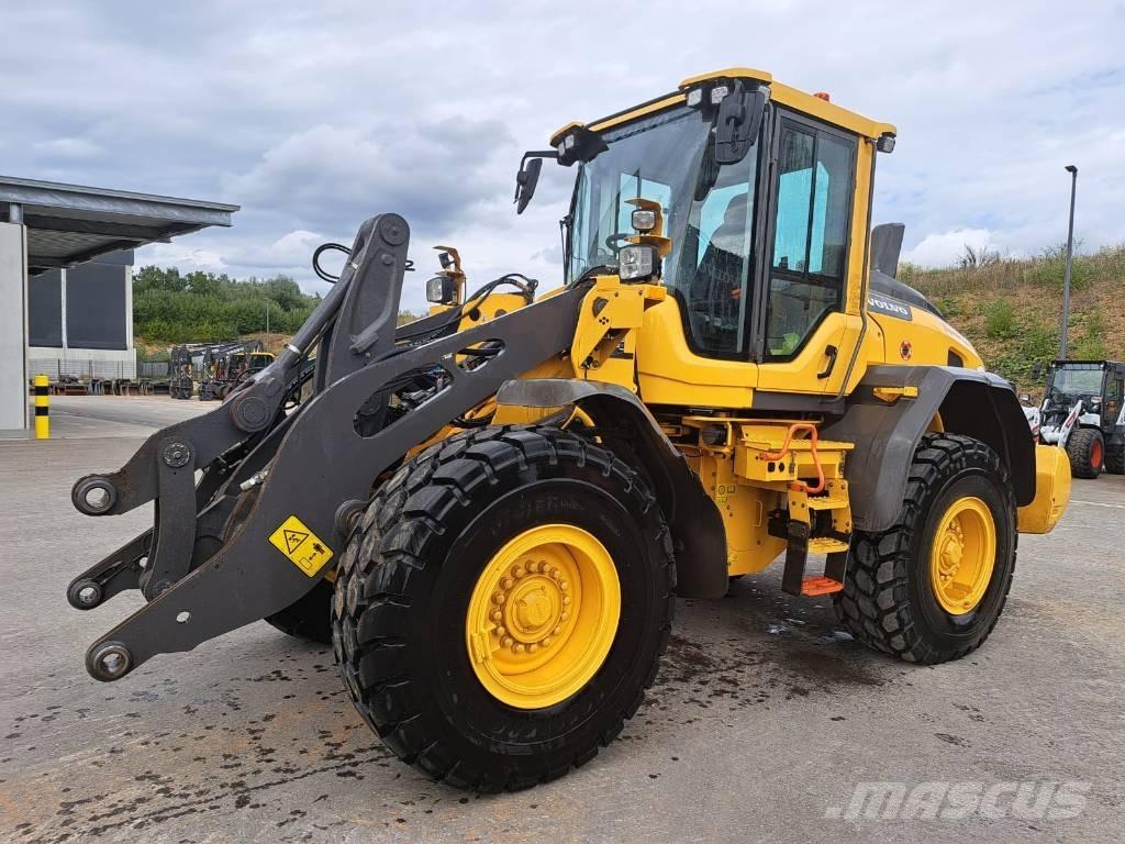 Volvo L 90 H Kolesové nakladače