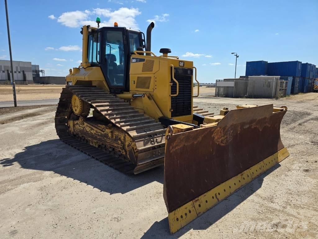 CAT D 6 N LGP Pásové dozéry