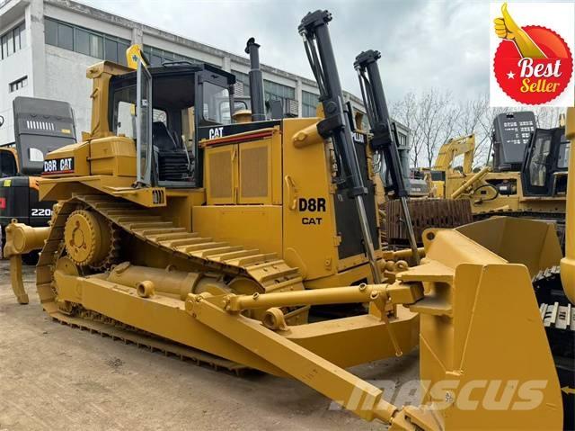 CAT D 8 R Pásové dozéry