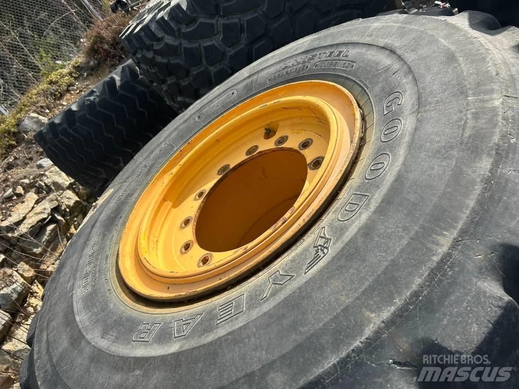 Goodyear 20,5R25 GP4 Kolesové nakladače