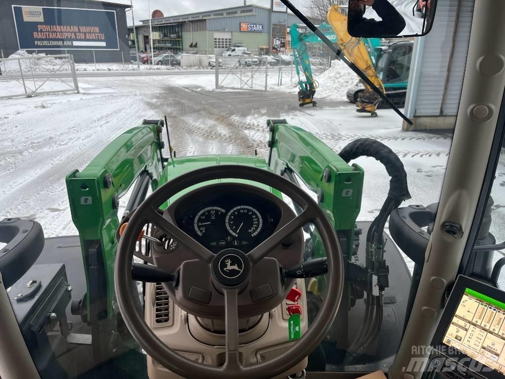 John Deere 6130 R Traktory
