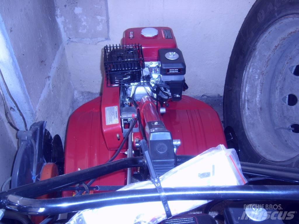  ΦΡΕΖΑ Žacie stroje