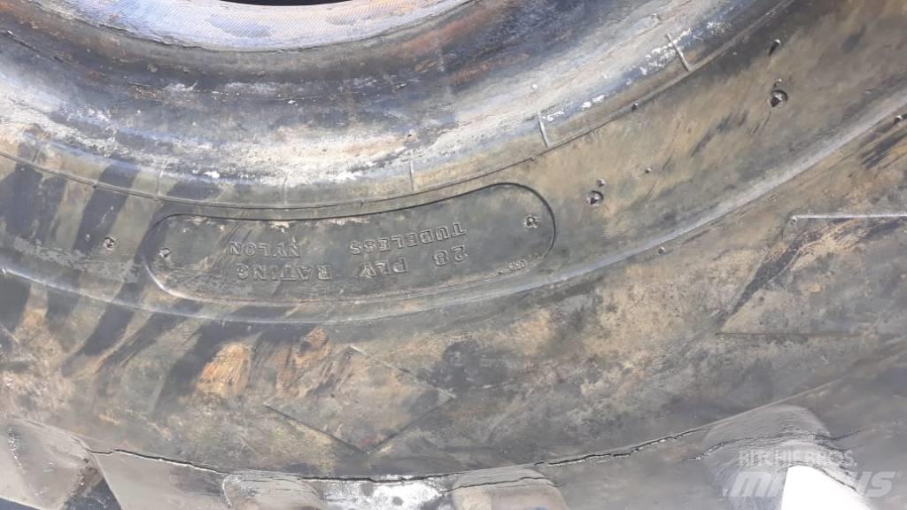 Goodyear 29.5-29 L3 Pneumatiky, kolesá a ráfiky