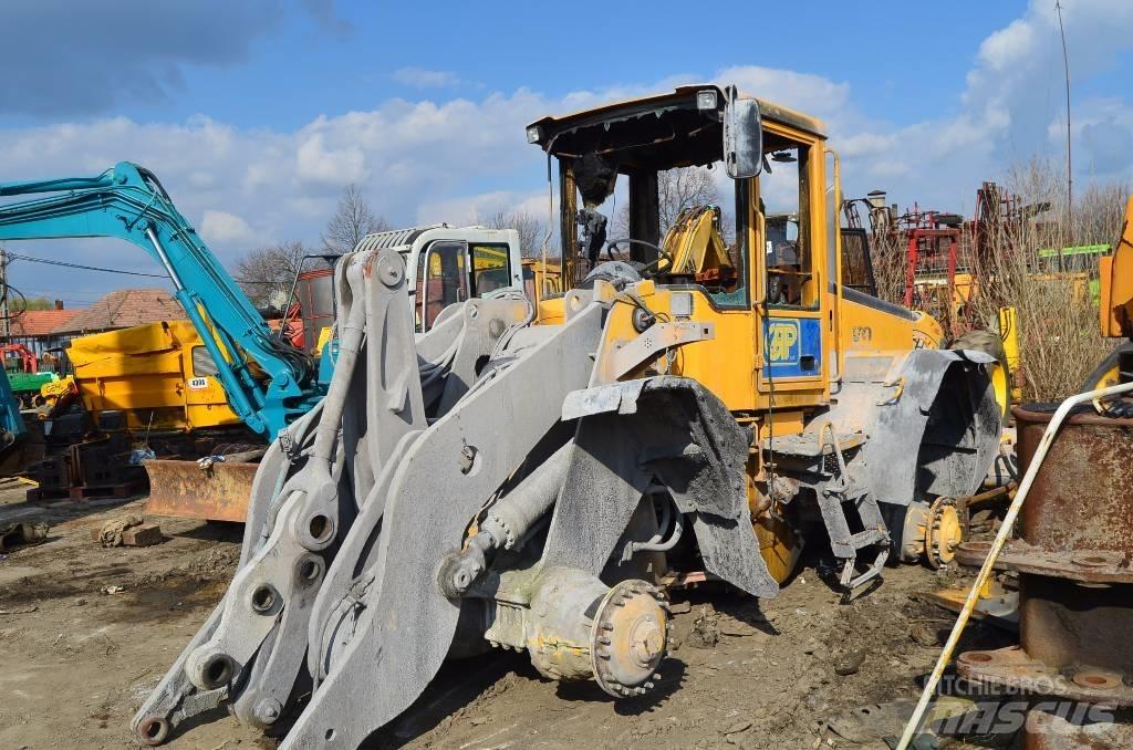 Volvo L110E Kolesové nakladače