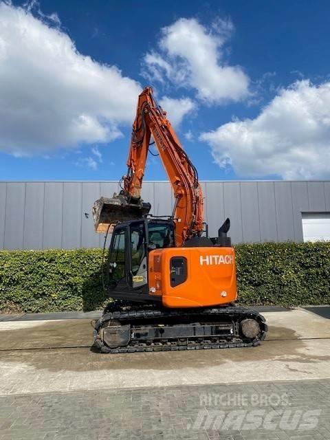 Hitachi 135US-6 Pásové rýpadlá