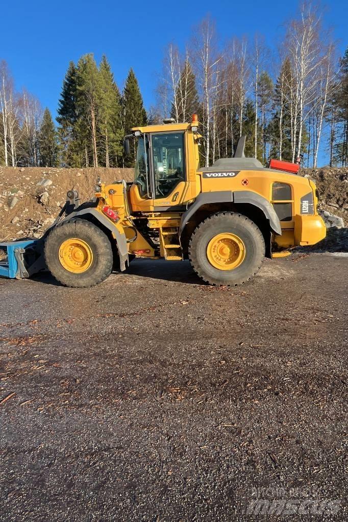 Volvo L 120 H Kolesové nakladače