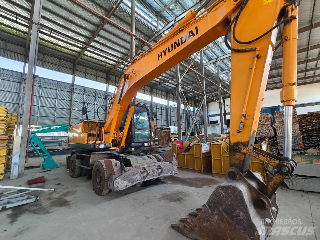 Hyundai R210w-7 Kolesové rýpadlá