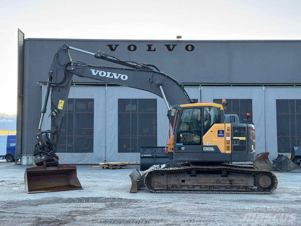 Volvo ECR 235 EL Pásové rýpadlá