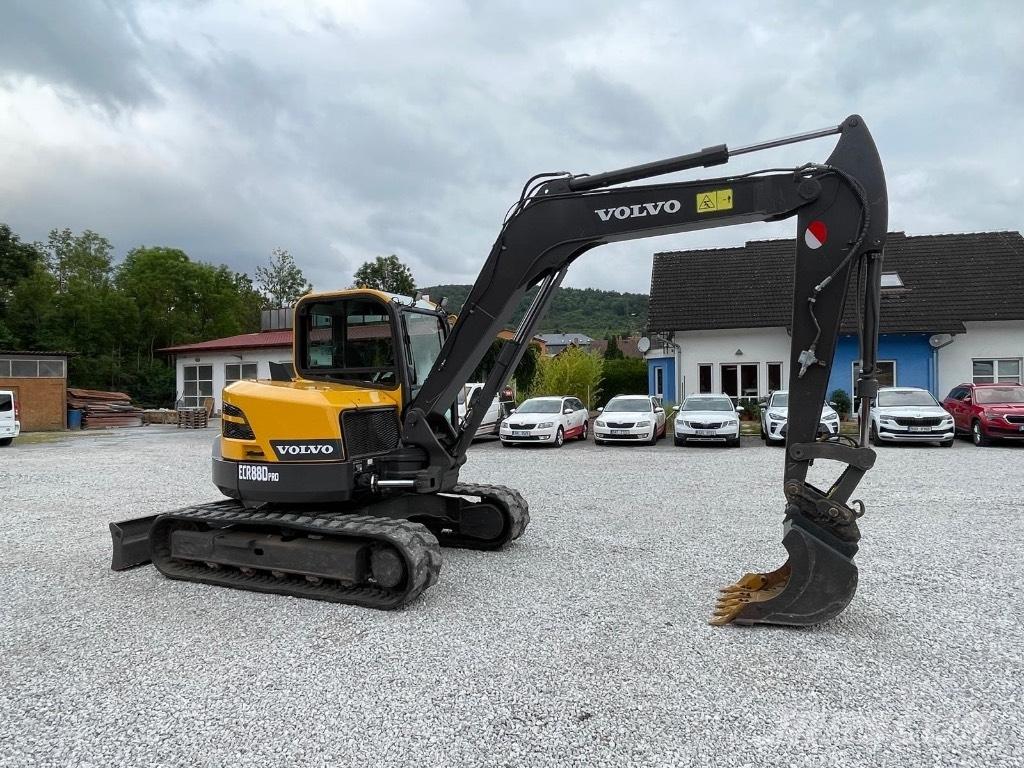 Volvo ECR88D Midi rýpadlá 7 t - 12 t