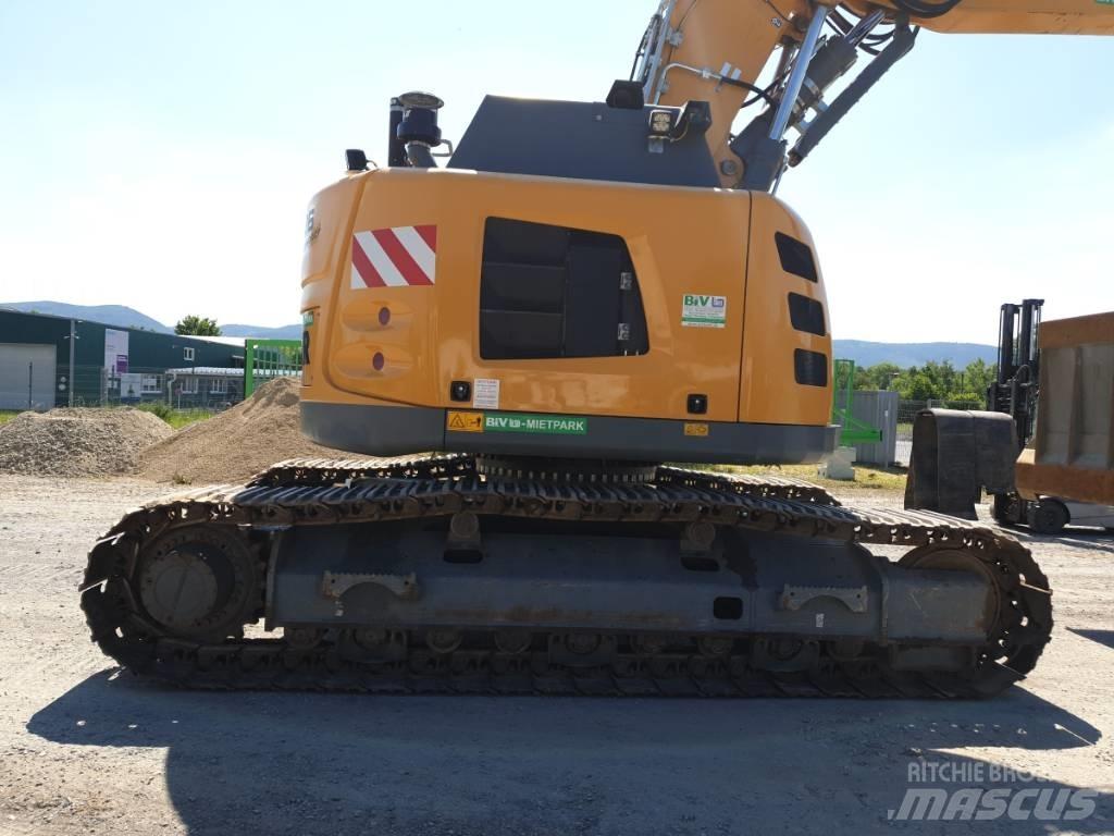 Liebherr R 926 Pásové rýpadlá