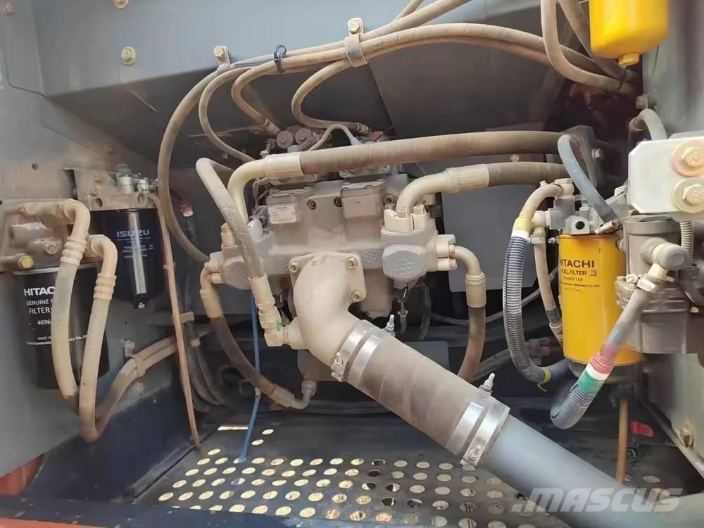 Hitachi ZX 200 Pásové rýpadlá