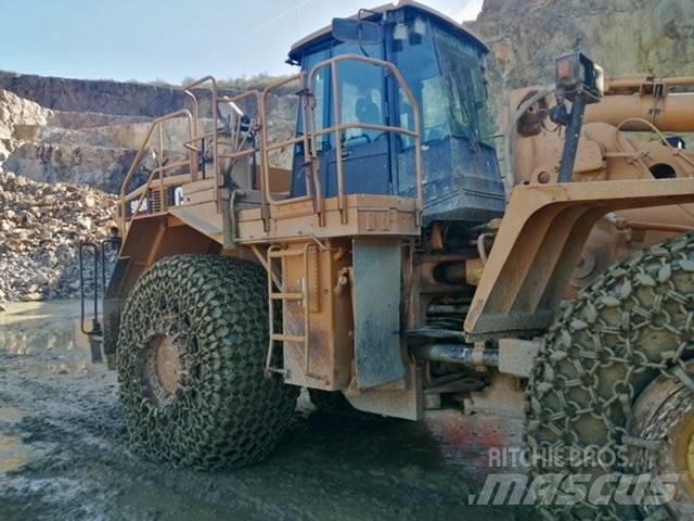 CAT 988 H Kolesové nakladače