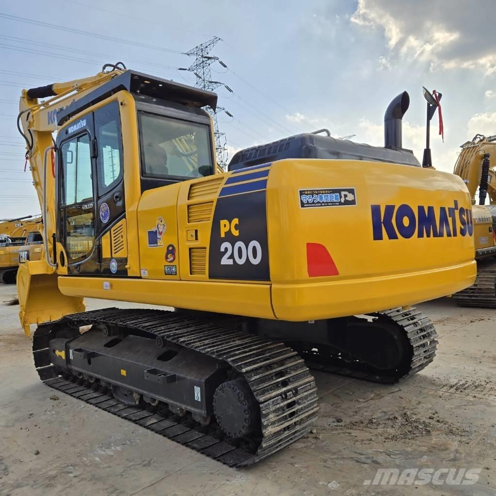 Komatsu PC 200-8 Pásové rýpadlá