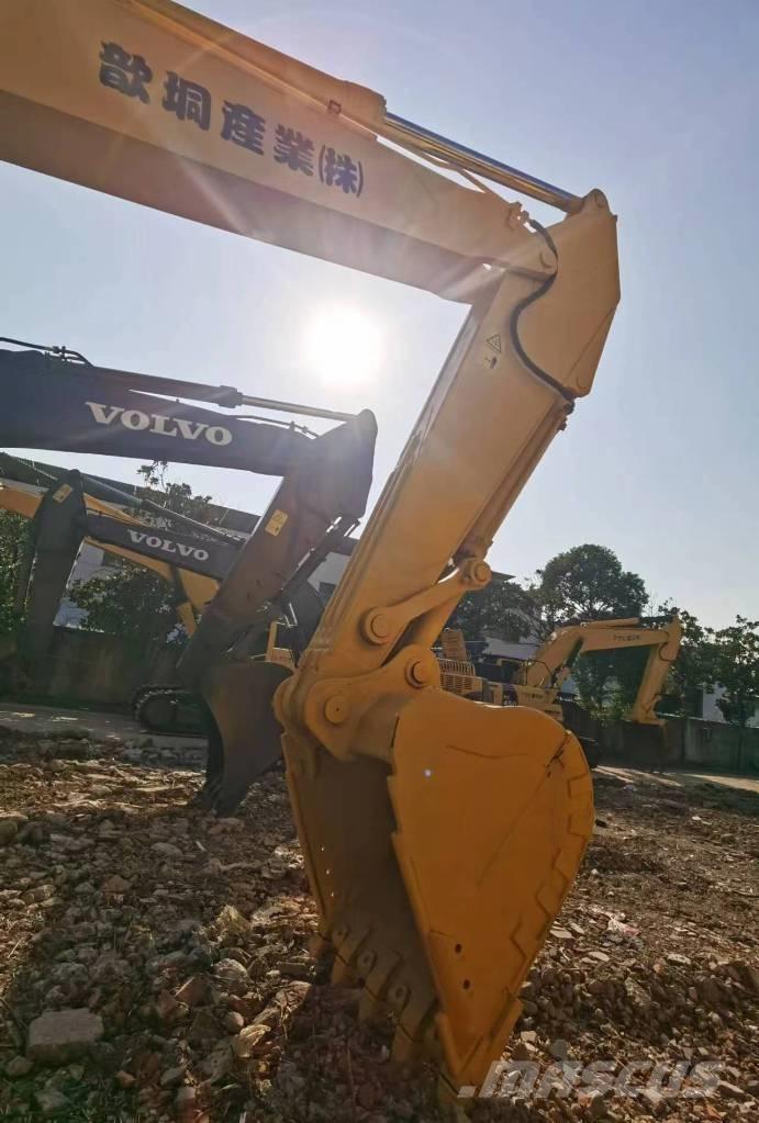 Komatsu PC 450-7 Pásové rýpadlá
