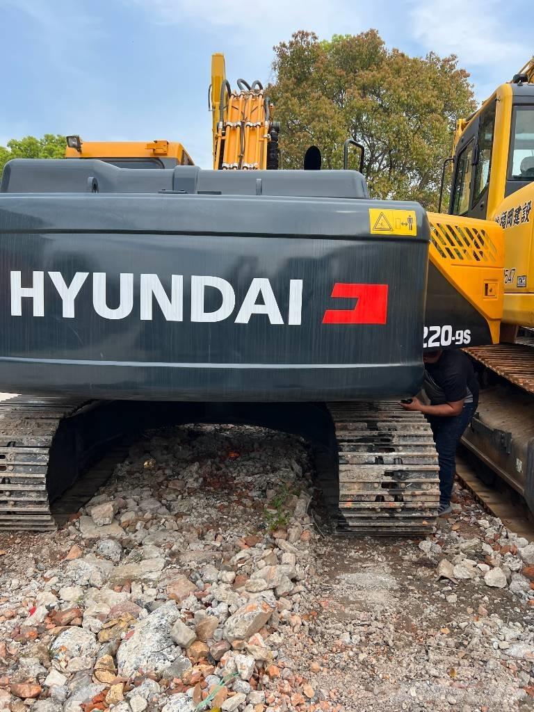 Hyundai 220LC-9S Pásové rýpadlá
