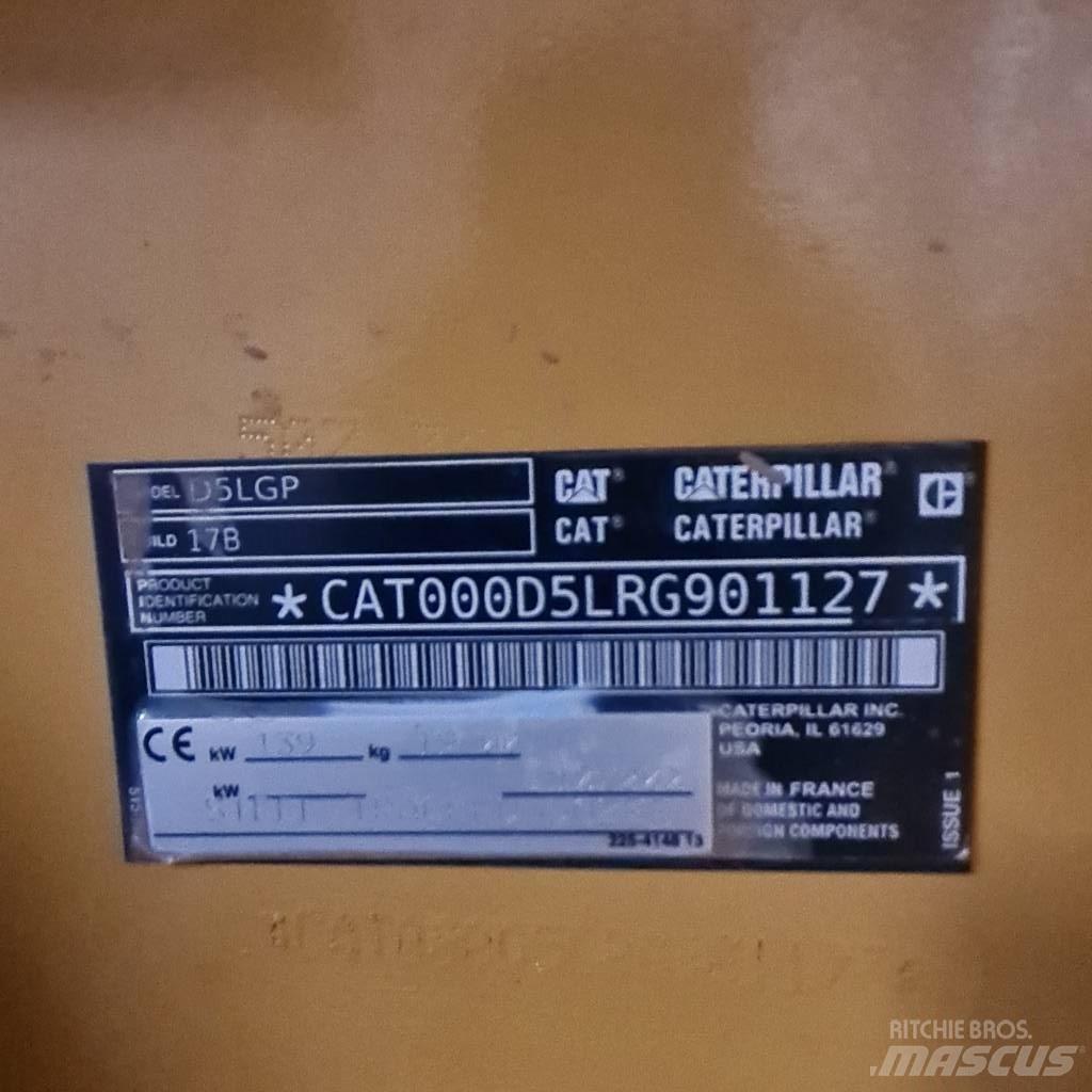 CAT D 5 LGP Pásové dozéry