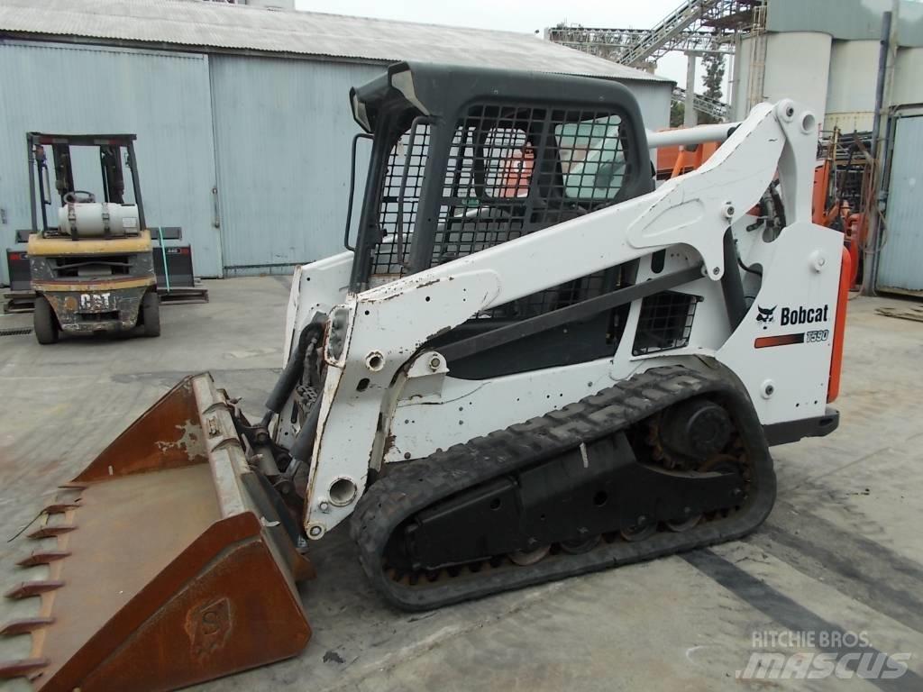 Bobcat T590 Šmykom riadené nakladače