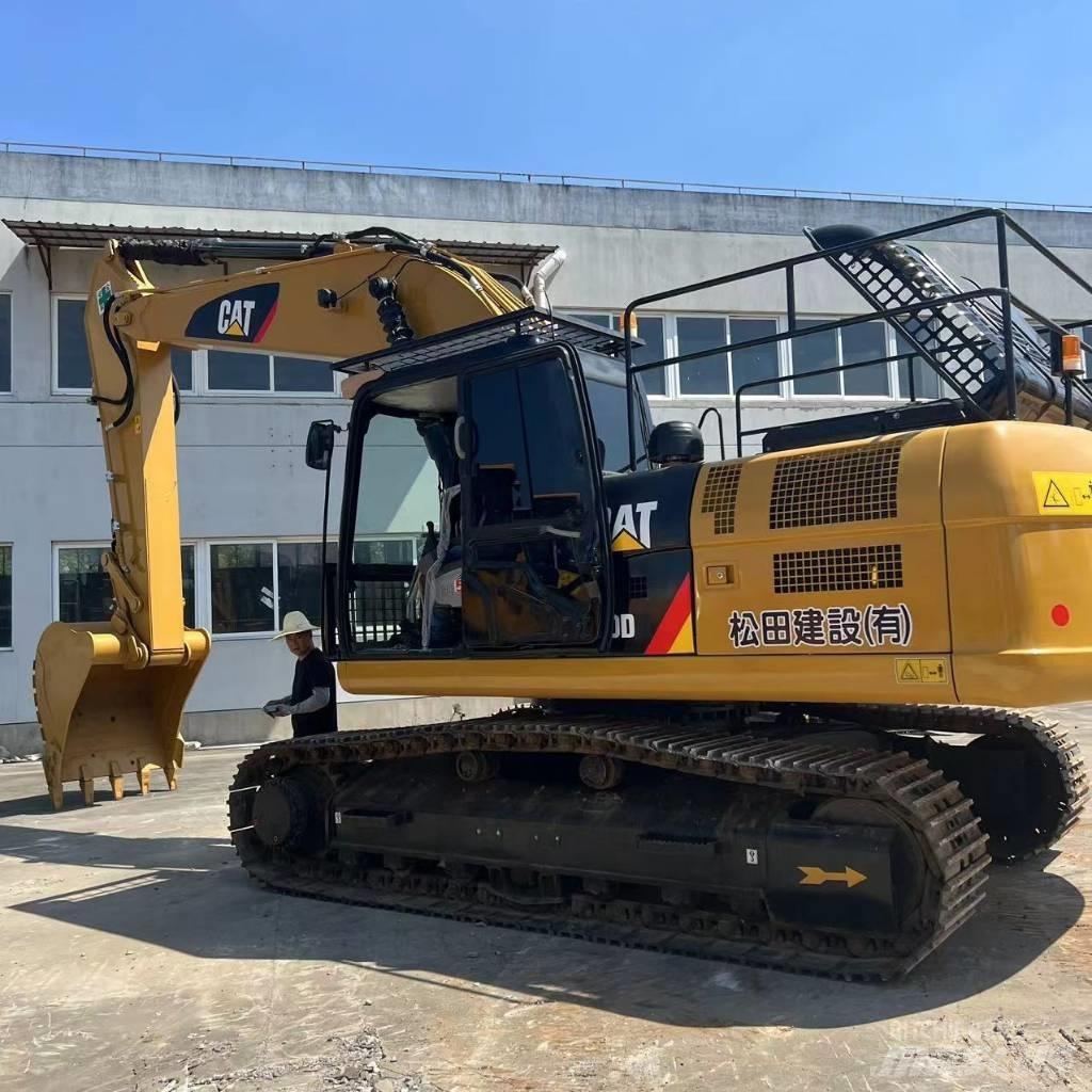 CAT 330 D Pásové rýpadlá