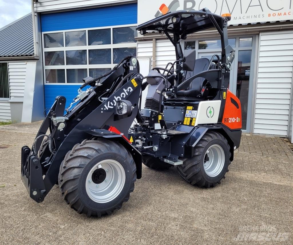 Kubota RT210-2E Kolesové nakladače