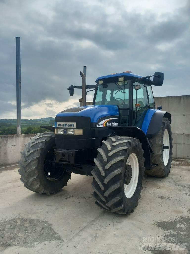 New Holland TM 190 Traktory