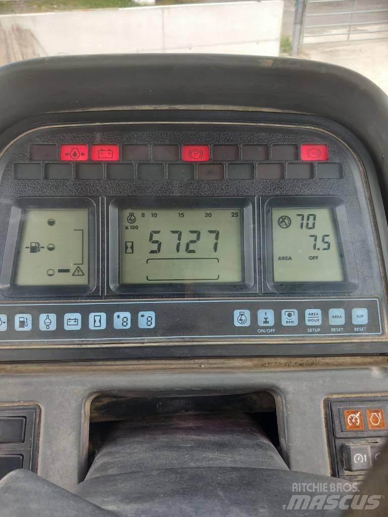 New Holland TM 190 Traktory