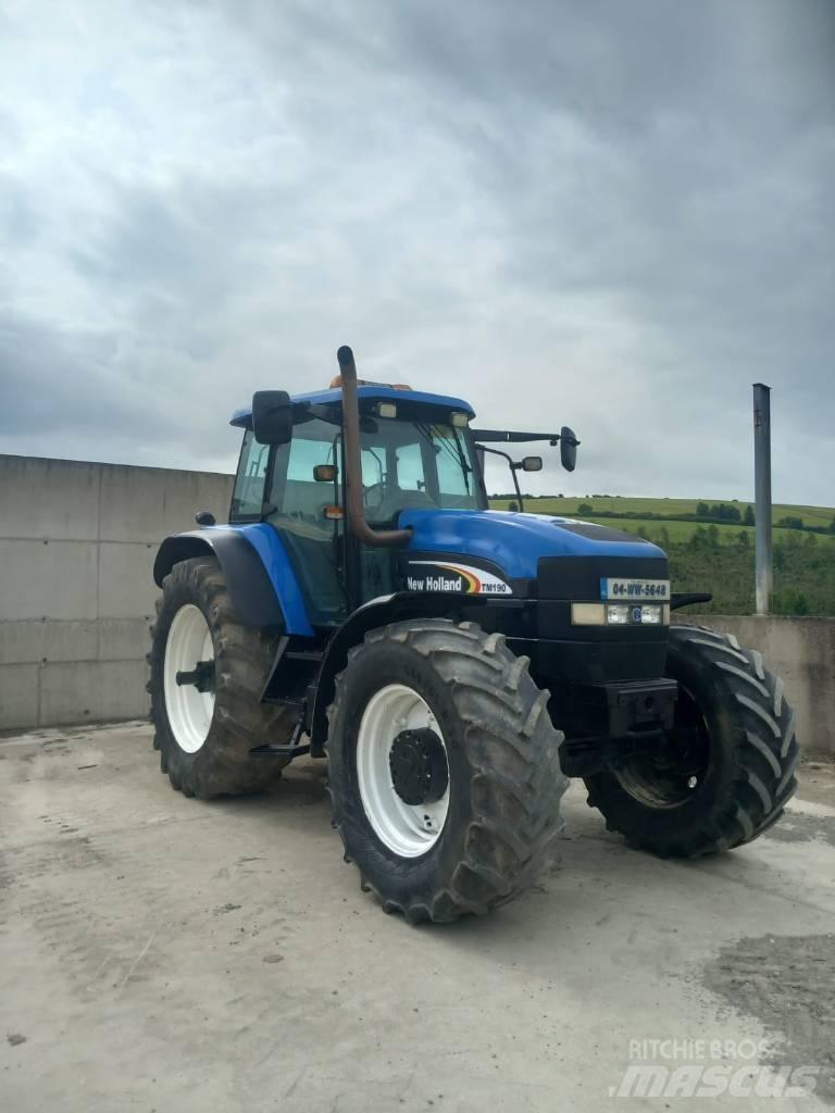New Holland TM 190 Traktory