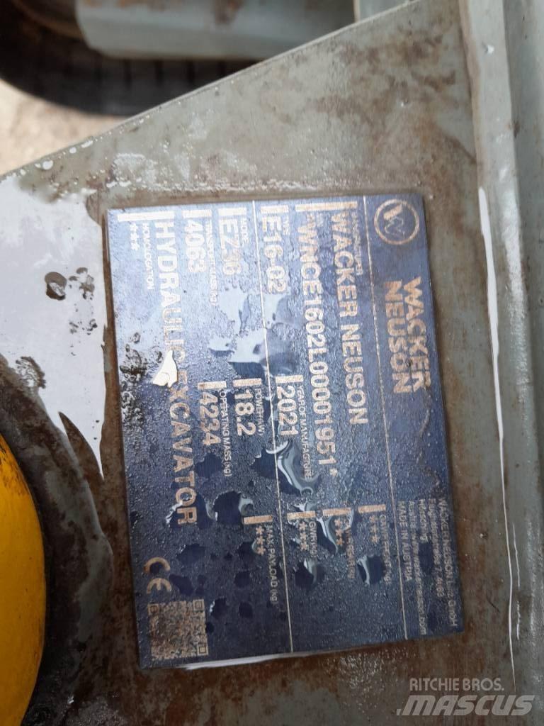Wacker Neuson EZ 36 Pásové rýpadlá