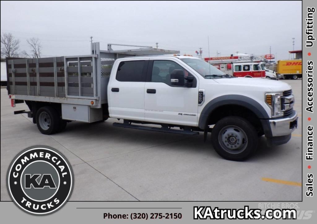 Ford F 550 XLT SD Plošinové nákladné automobily/nákladné automobily so sklápacími bočnicami