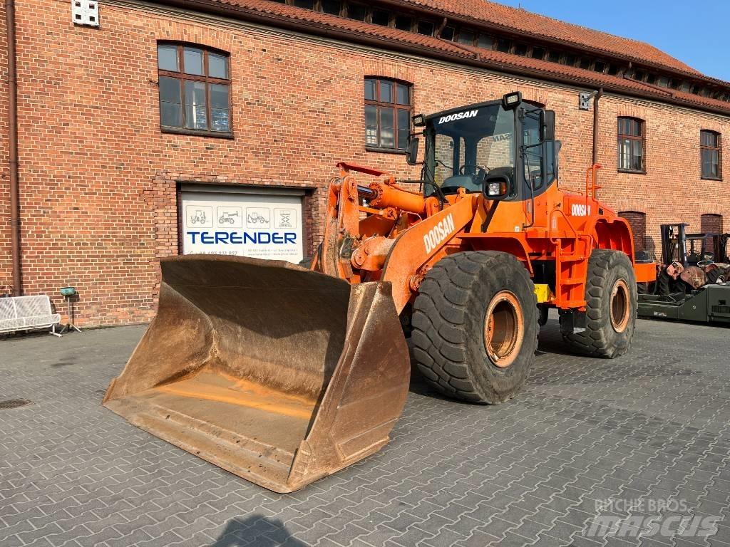 Doosan DL 300 Kolesové nakladače