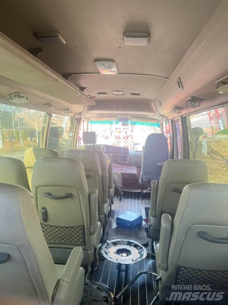 Toyota Coaster Bus Minibusy