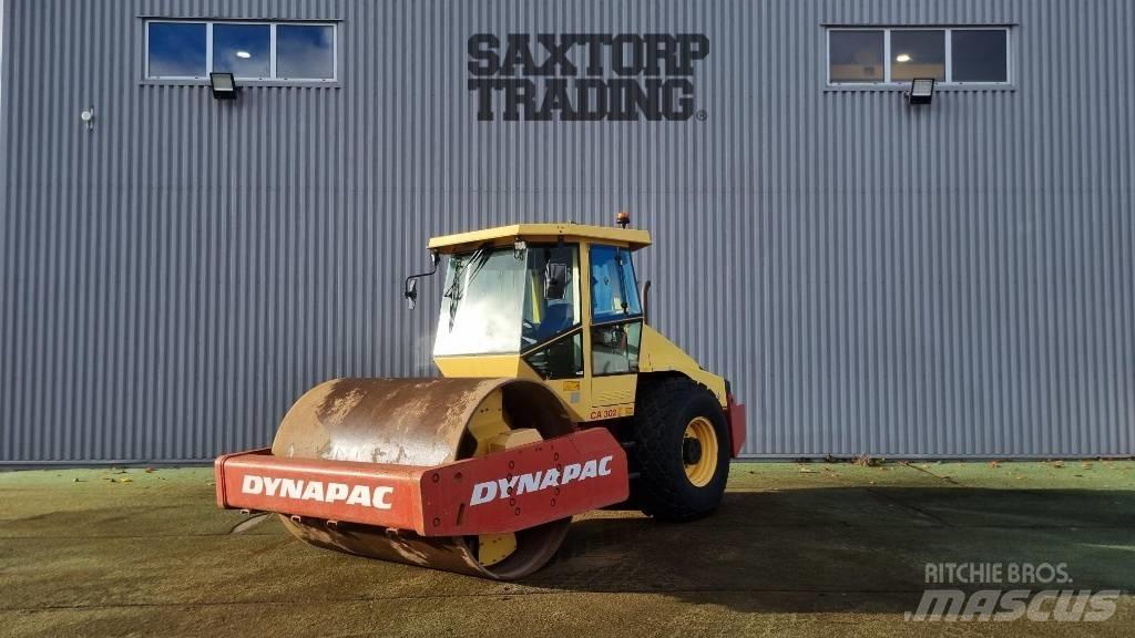 Dynapac CA302D, Vält Ťahačové valce