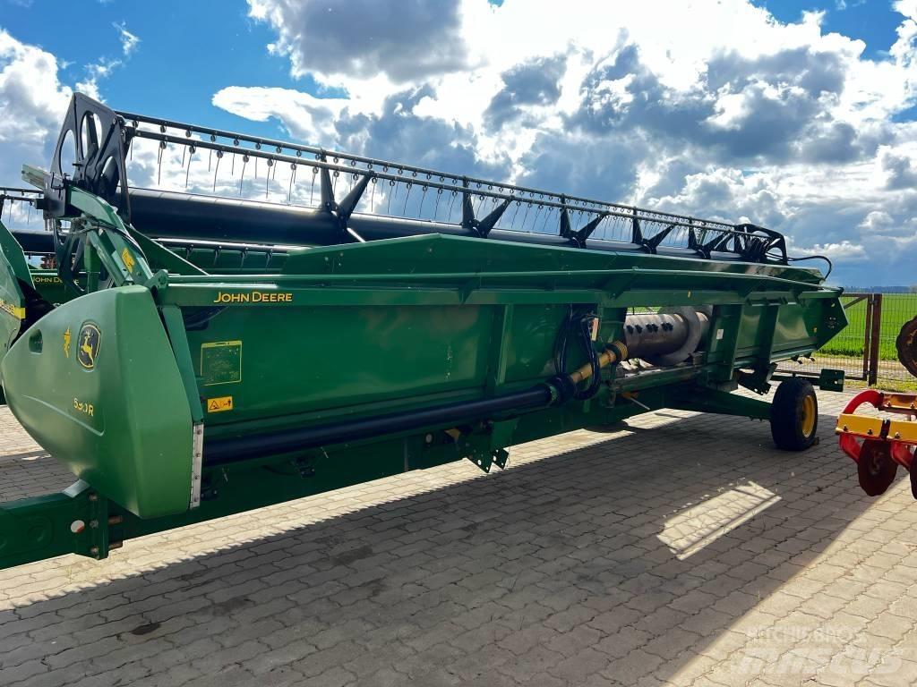 John Deere 630 R Kombajnove hlavice